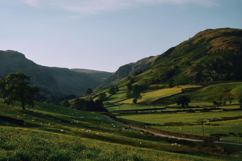 Central Buxton - Modern Cottage - Peak District Екстериор снимка