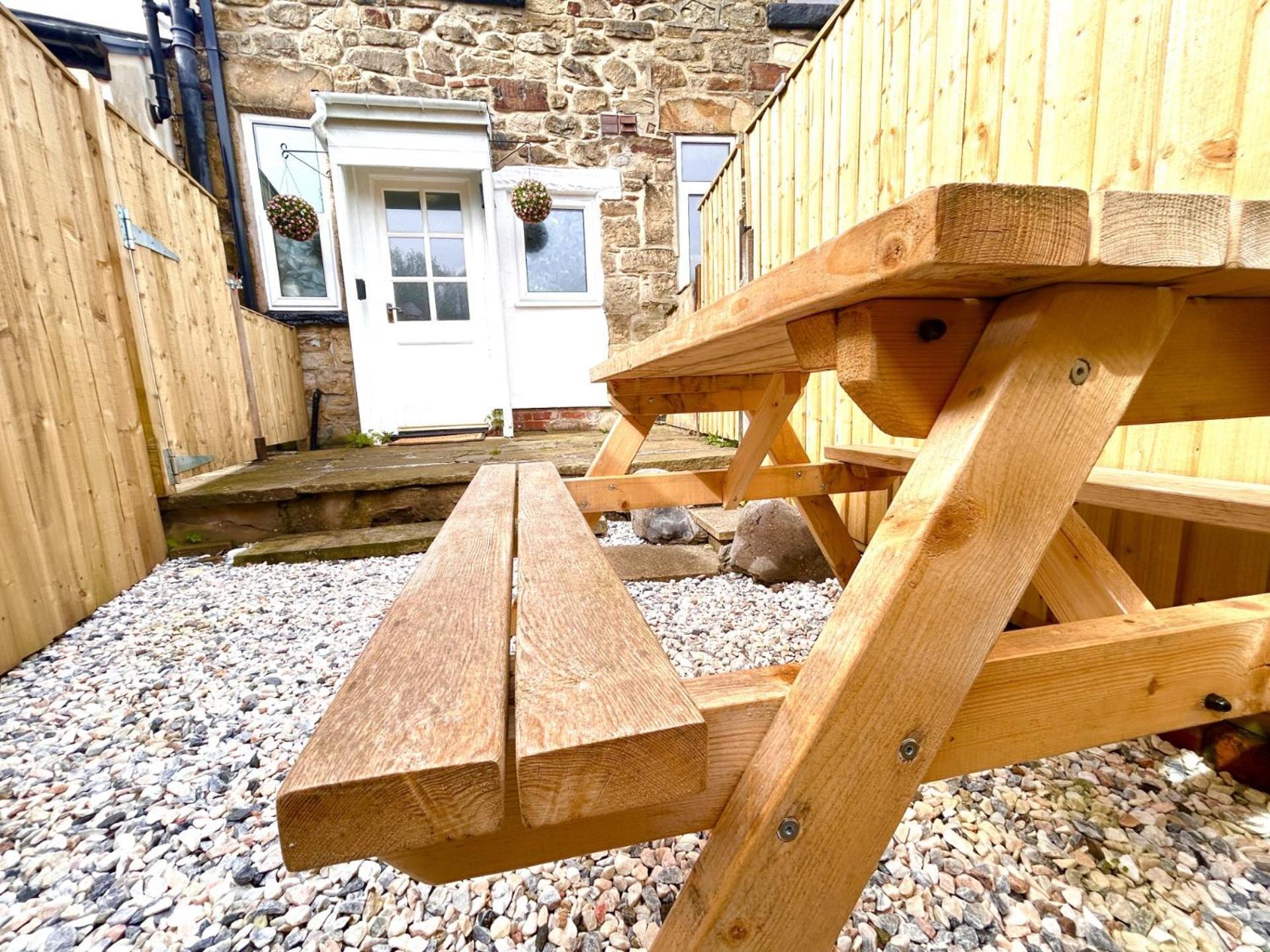 Central Buxton - Modern Cottage - Peak District Екстериор снимка
